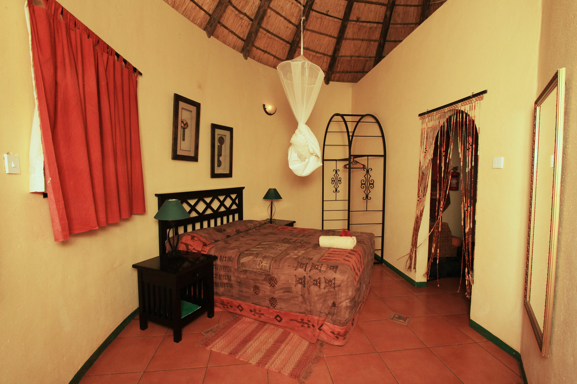 Lesoma Valley Lodge Kasane Eksteriør billede